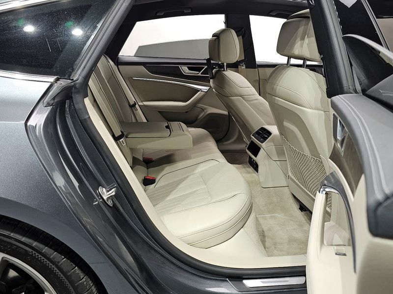 2020 Audi A7 50 TDI Quattrp Premium photo 12