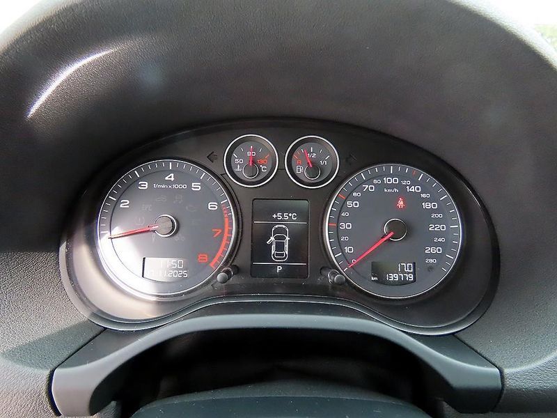 2012 Audi A3 2.0 TFSI Dynamic 8P photo 9