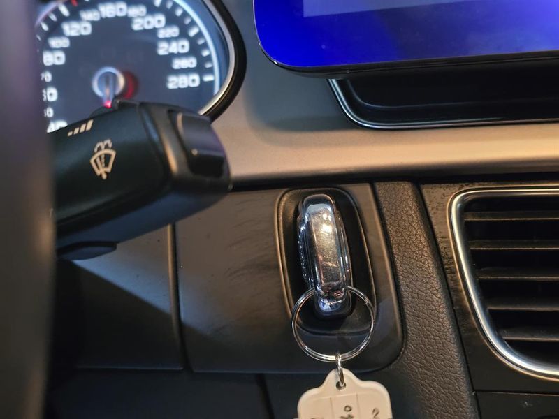 2013 Audi A4 2.0 TFSI Quattro Dynamic B8 photo 12
