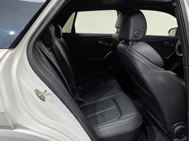 2023 Audi Q2 35 TDI Premium photo 17
