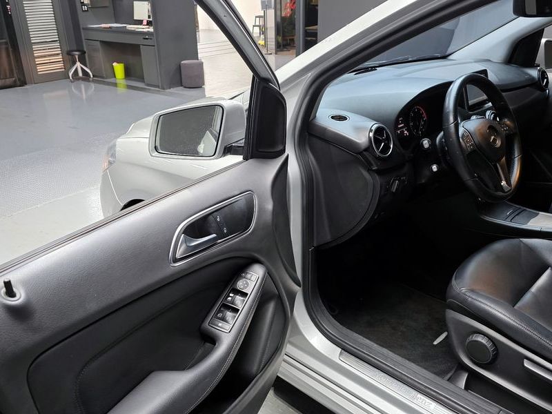 2013 Mercedes-Benz B-클래스 W246 B200 CDI Blue efficiency photo 11