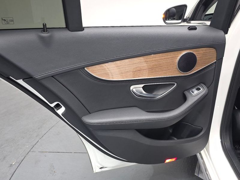 2016 Mercedes-Benz C-Class C220 d Exclusive photo 25