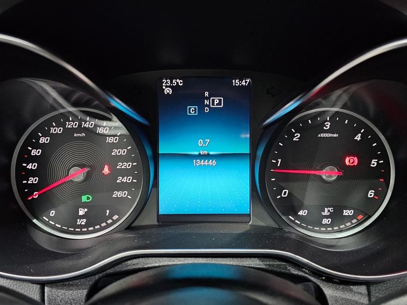 2019 Mercedes-Benz C-Class C220 d 4MATIC Coupe photo 8