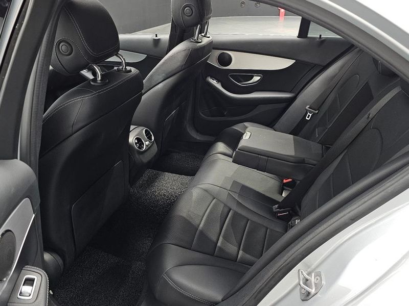 2018 Mercedes-Benz C-Class C220 d Avantgarde photo 12