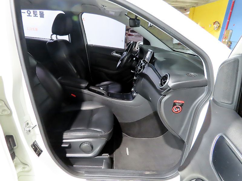 2013 Mercedes-Benz B-클래스 W246 B200 CDI Blue efficiency photo 16