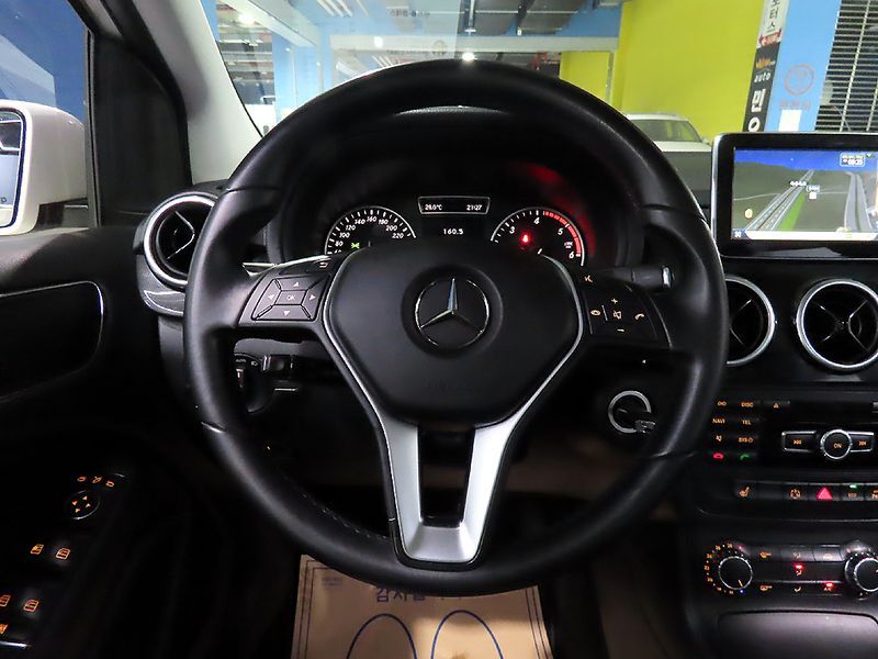 2013 Mercedes-Benz B-클래스 W246 B200 CDI Blue efficiency photo 18