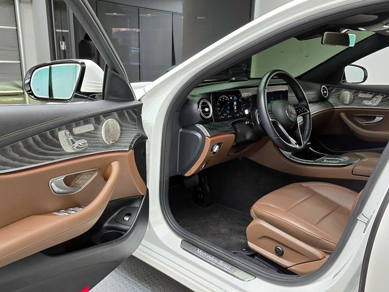 2022 Mercedes-Benz E-Class E350 4MATIC Avantgarde photo 11