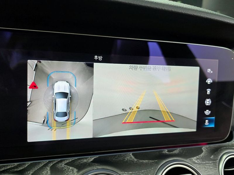 2022 Mercedes-Benz E-Class E350 4MATIC Avantgarde photo 15