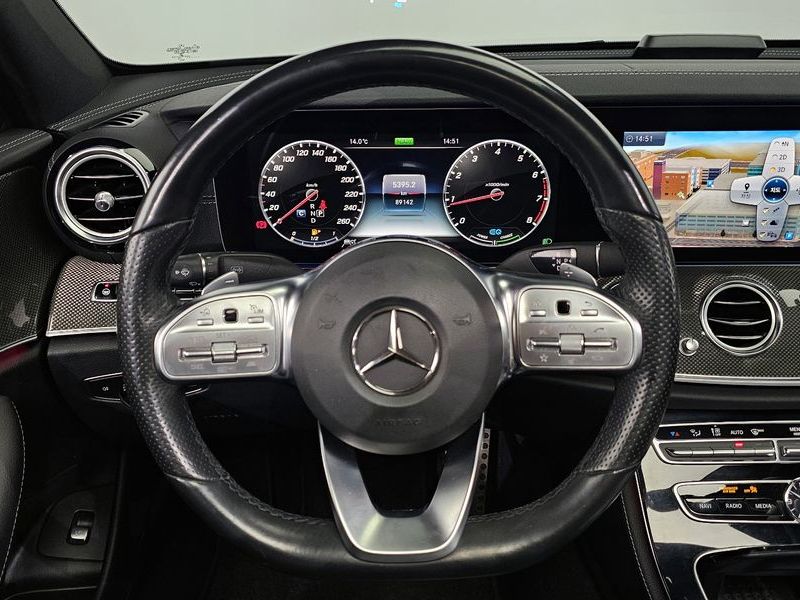 2020 Mercedes-Benz E-Class E350 4MATIC AMG Line photo 13