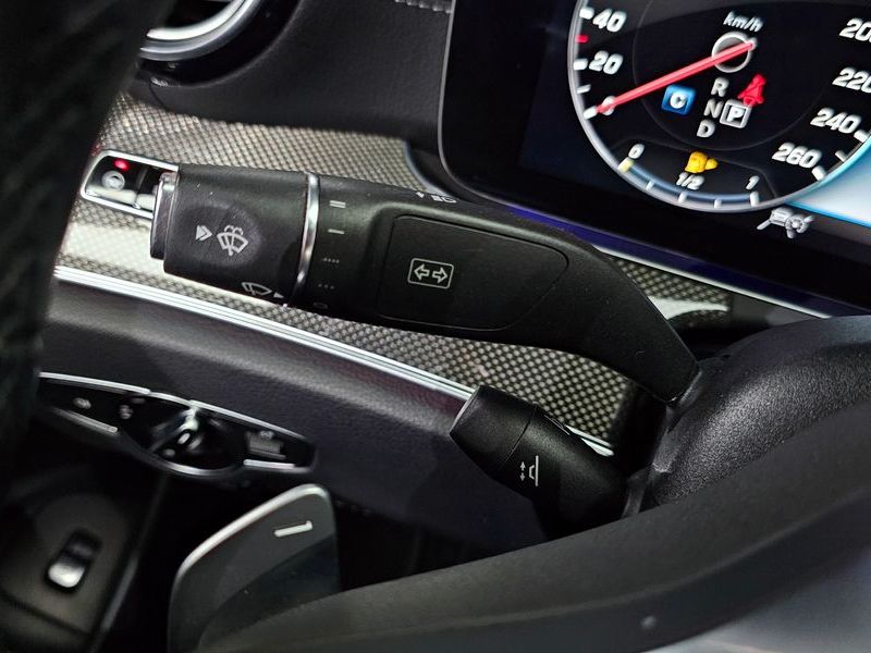 2020 Mercedes-Benz E-Class E350 4MATIC AMG Line photo 15