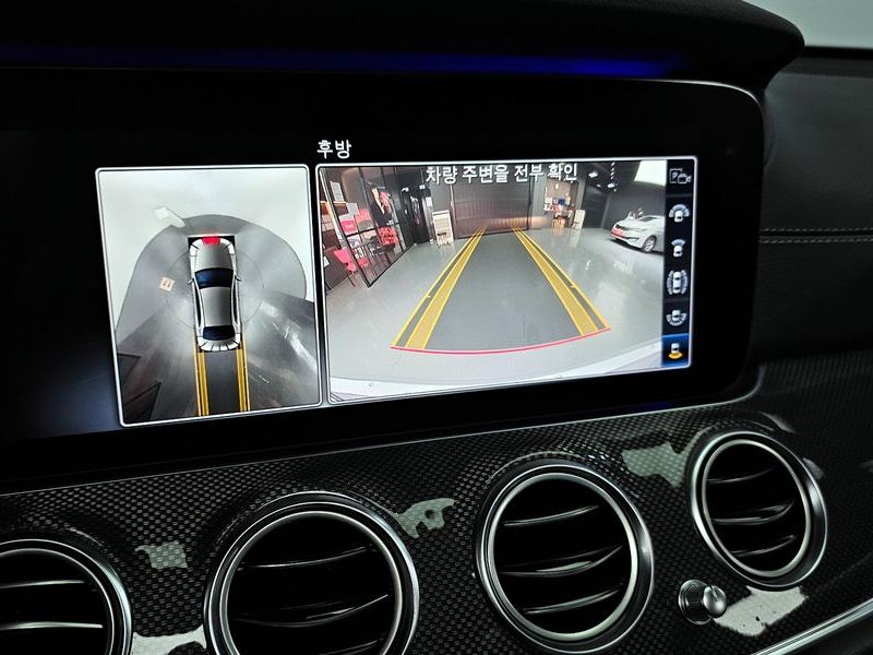 2020 Mercedes-Benz E-Class E350 4MATIC AMG Line photo 16