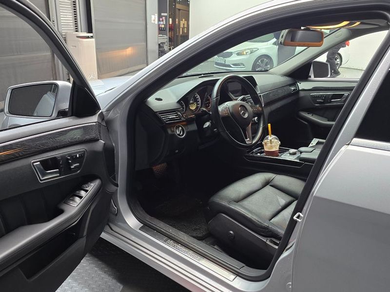 2012 Mercedes-Benz E-Class E220 CDI Avantgarde photo 10