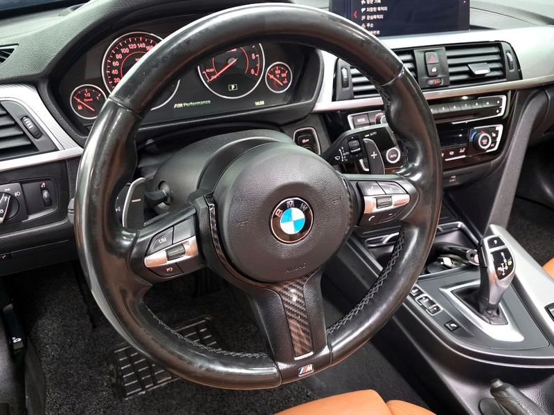 2018 BMW 4 Series 420d M Sport Coupe photo 13