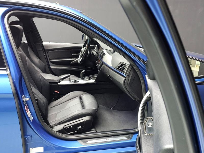 2015 BMW 3 Series 320d M Performence Edition photo 11