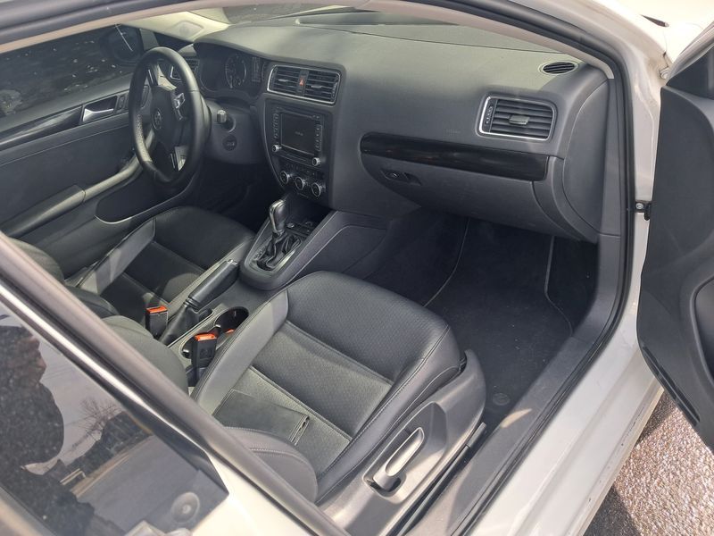 2013 Volkswagen Jetta 2.0 TDI 6th photo 9