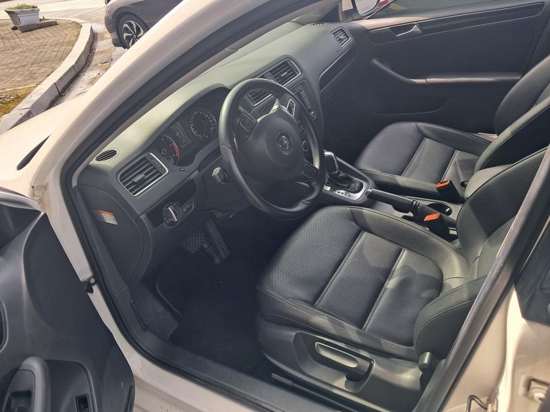 2013 Volkswagen Jetta 2.0 TDI 6th photo 10