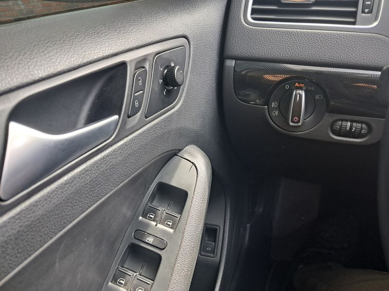 2013 Volkswagen Jetta 2.0 TDI 6th photo 11