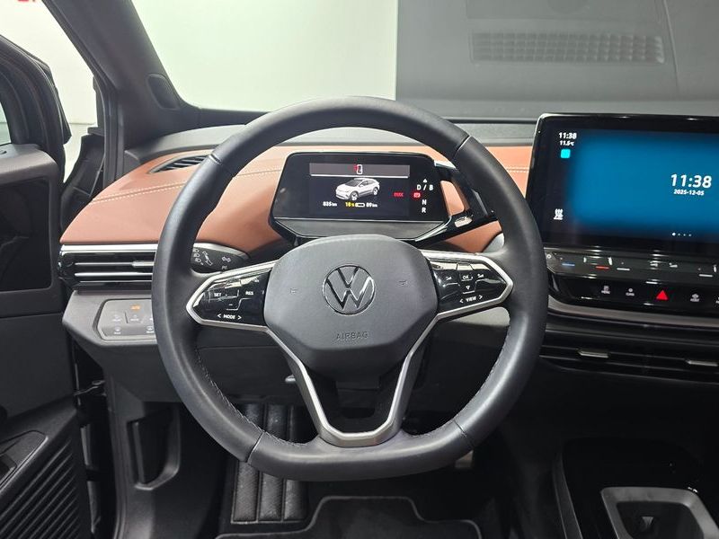 2023 Volkswagen ID.4 Pro photo 13