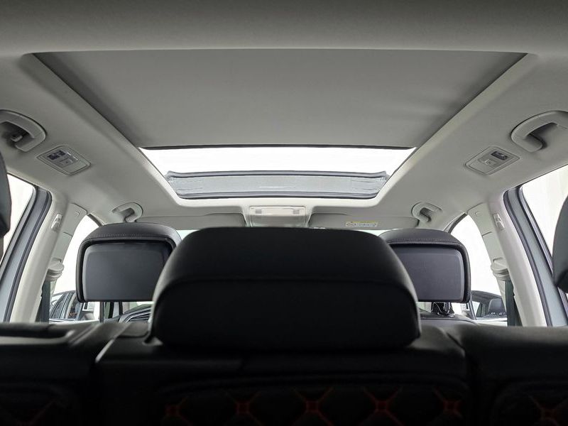 2020 Volkswagen Tiguan 2.0 TDI Prestige photo 17
