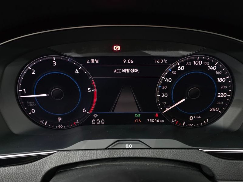 2018 Volkswagen Passat 2.0 TDI Premium photo 8