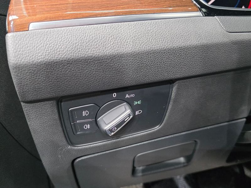 2018 Volkswagen Passat 2.0 TDI Premium photo 18