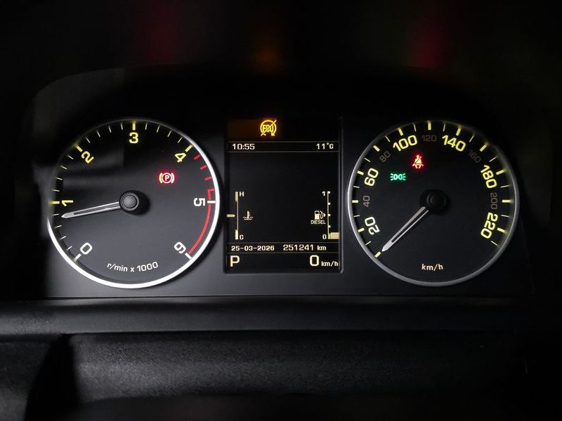 2014 Land Rover Discovery 3.0 SDV6 HSE photo 8