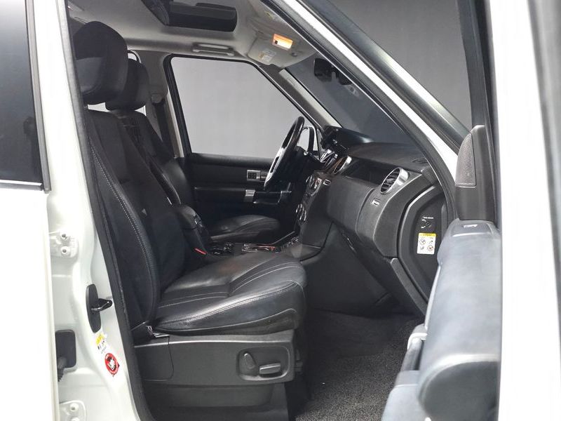 2014 Land Rover Discovery 3.0 SDV6 HSE photo 11