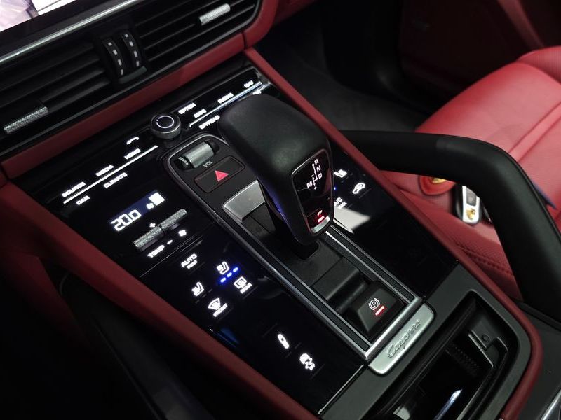 2022 Porsche Cayenne 3.0 COUPE PLATINUM EDITION photo 9