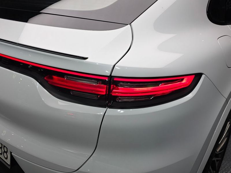 2022 Porsche Cayenne 3.0 COUPE PLATINUM EDITION photo 23