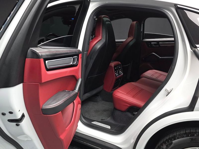 2022 Porsche Cayenne 3.0 COUPE PLATINUM EDITION photo 26