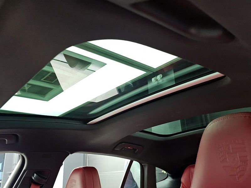 2021 Porsche Panamera 2.9 AWD photo 18