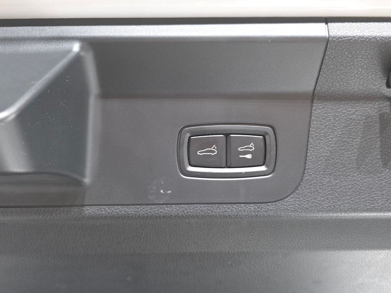 2020 Porsche Panamera 3.0 AWD photo 20