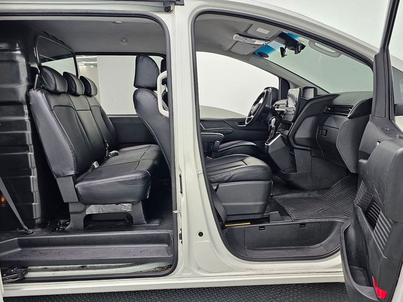 2023 Hyundai Staria Cargo 5-Seater Smart photo 26