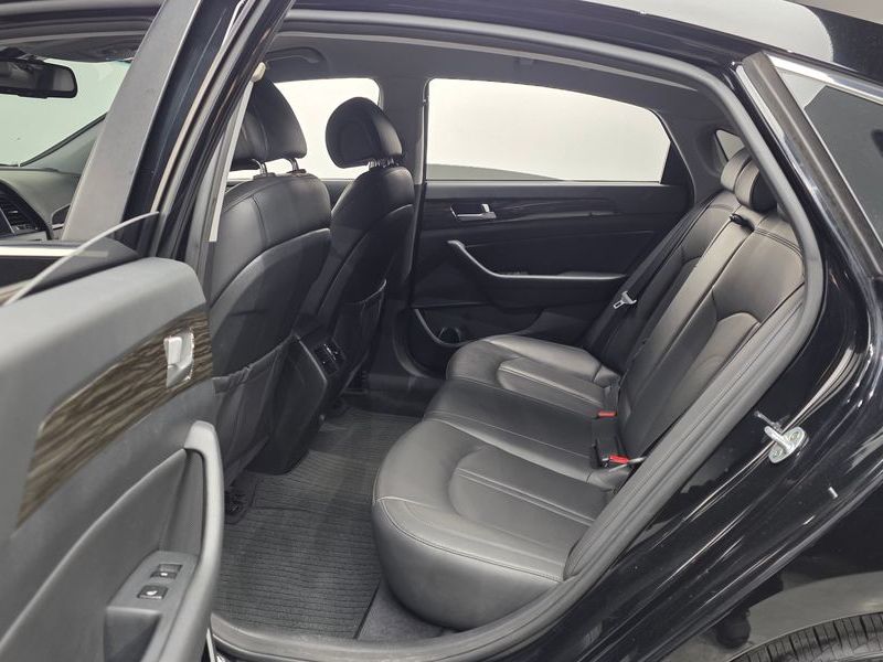 2015 Hyundai Sonata 2.0 Smart photo 12