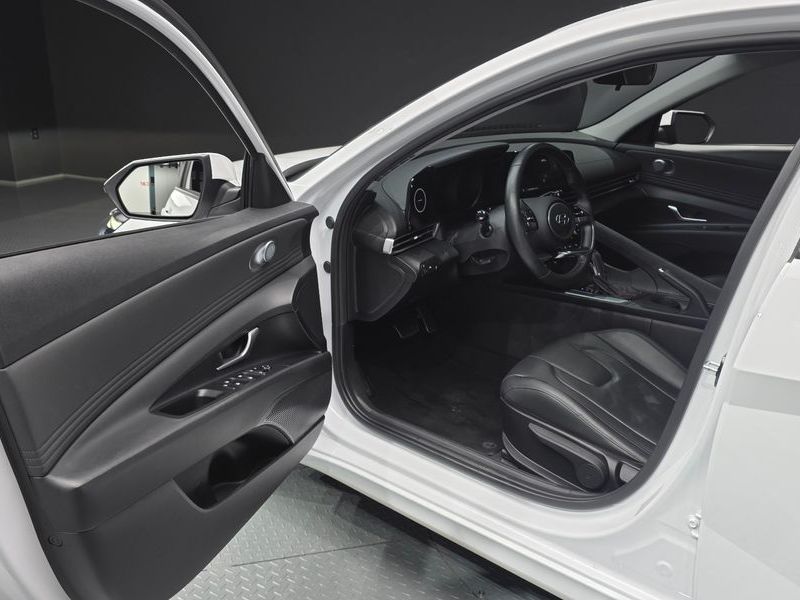 2021 Hyundai Avante 1.6 LPi Smart photo 10