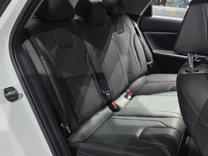2021 Hyundai Avante 1.6 LPi Smart photo 11