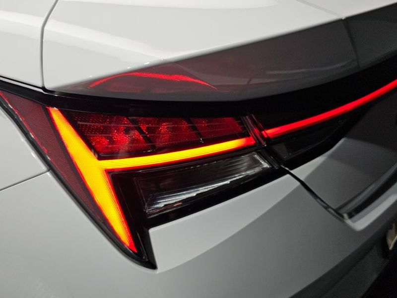 2021 Hyundai Avante 1.6 LPi Smart photo 23