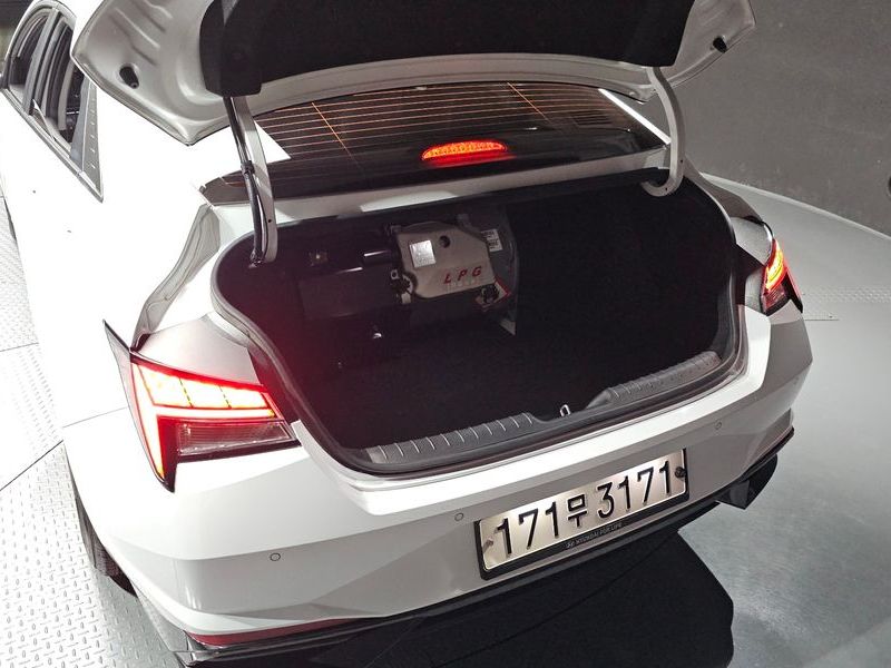 2021 Hyundai Avante 1.6 LPi Smart photo 30