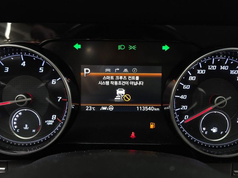 2020 Hyundai Grandeur 3.0 LPi Rent Car Premium photo 8