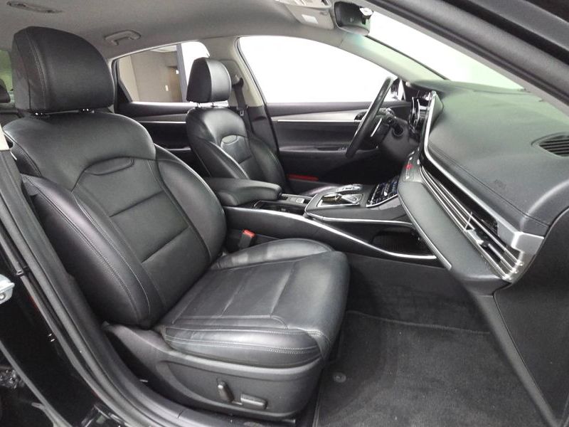2020 Hyundai Grandeur 3.0 LPi Rent Car Premium photo 11