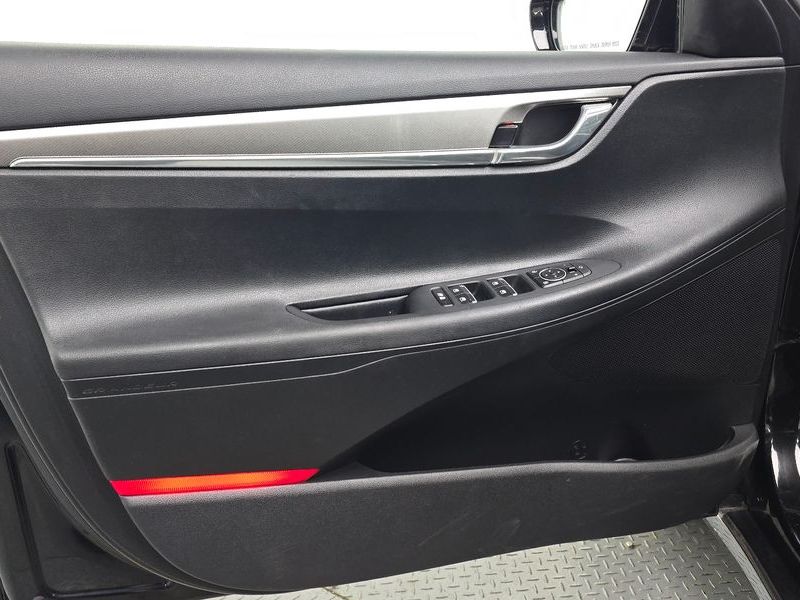 2020 Hyundai Grandeur 3.0 LPi Rent Car Premium photo 24
