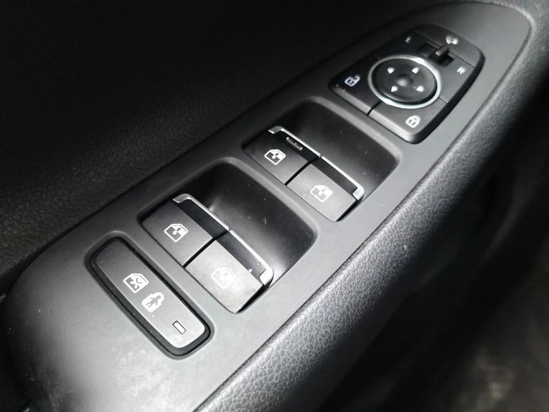 2020 Hyundai Grandeur 3.0 LPi Rent Car Premium photo 27