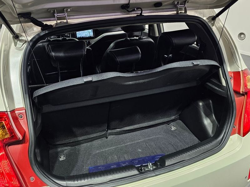 2014 Kia Morning Deluxe Trendy photo 16