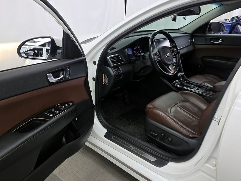 2016 Kia K5 2.0 MX Noblesse special photo 10