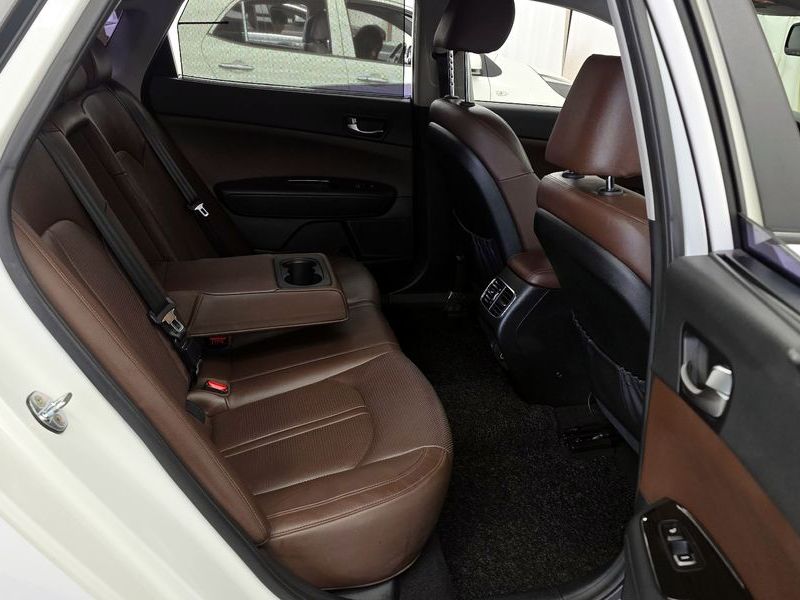 2016 Kia K5 2.0 MX Noblesse special photo 11