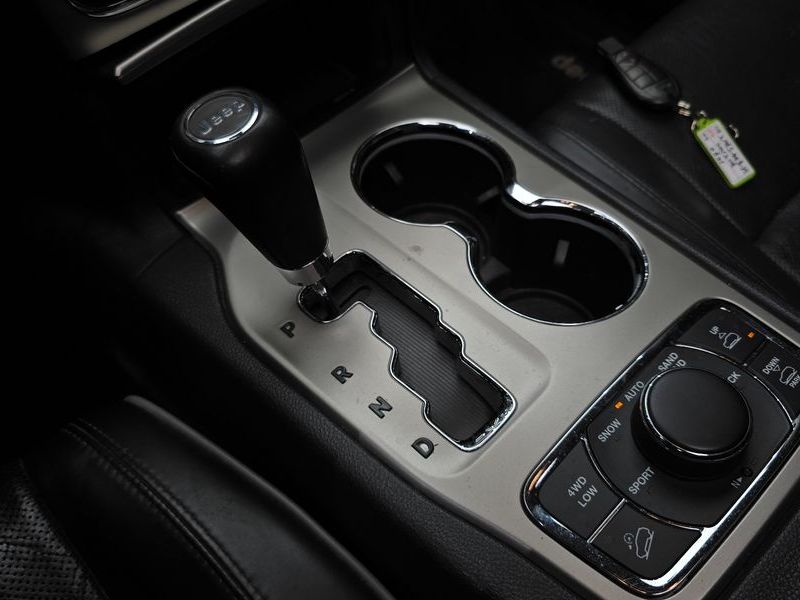 2012 Jeep Grand Cherokee 3.0 Diesel Overland WK2 photo 9