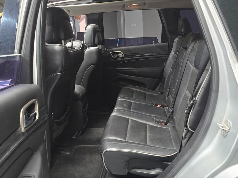 2012 Jeep Grand Cherokee 3.0 Diesel Overland WK2 photo 13
