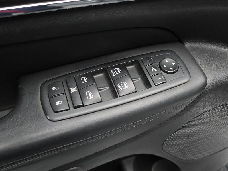 2012 Jeep Grand Cherokee 3.0 Diesel Overland WK2 photo 16