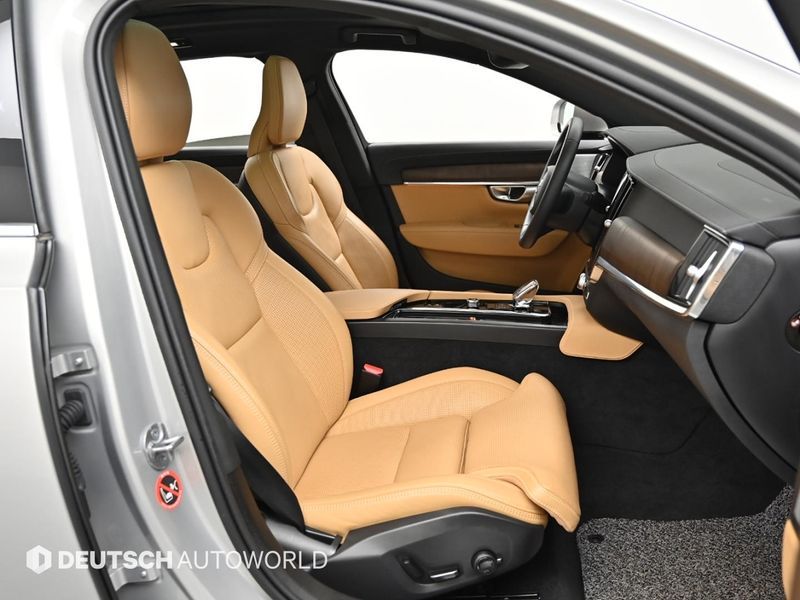 2023 Volvo S90 B6 AWD Ultimate Bright photo 10