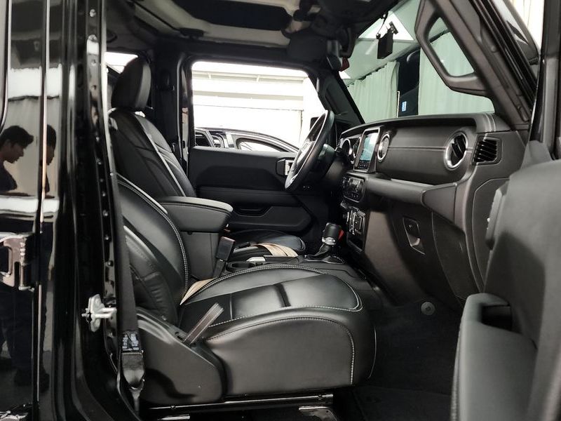 2022 Jeep Wrangler 2.0 Overland 4Door 4xe photo 11